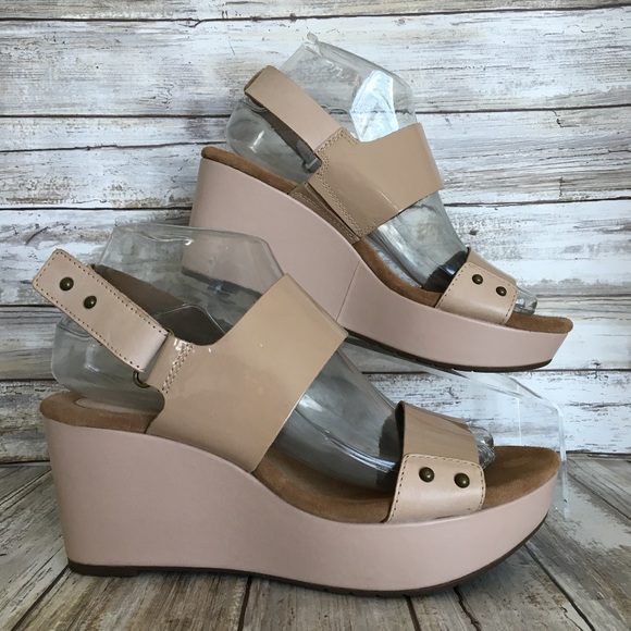 clarks beige wedges